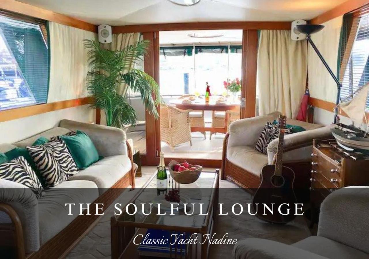 Classic Yacht Nadine In Poole Harbour, Dorset, With A Hot Tub Jacuzzi Ngoại thất bức ảnh